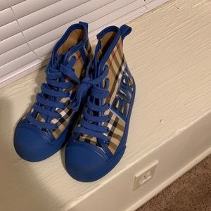 Authentic Kids Burberry Sneaker Worn Once Size 13